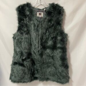 Laundry by Design faux fur vest